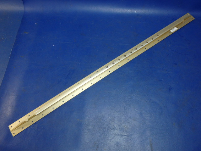 1211514-2 McFarlane - Seat Rail LH or RH (fwd/outboard) Damaged - See Photos